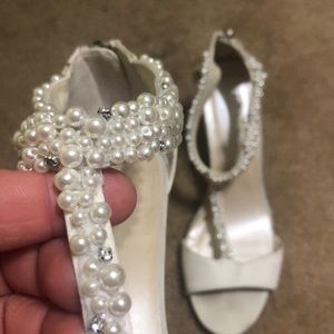 David’s Bridal pearls and diamonds heel